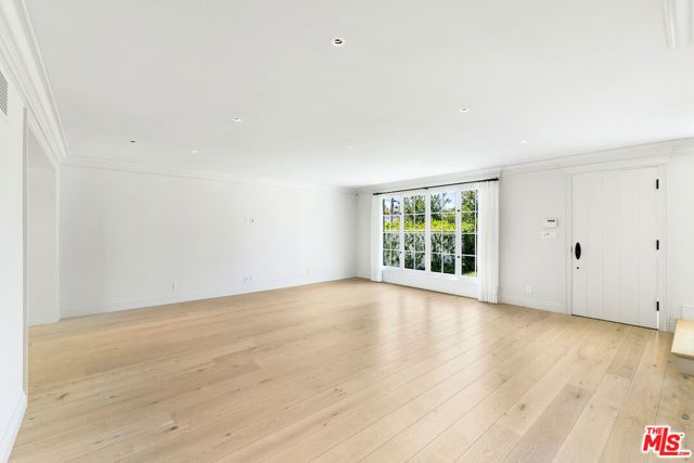 9565 Charleville Boulevard, Beverly Hills, CA 90212