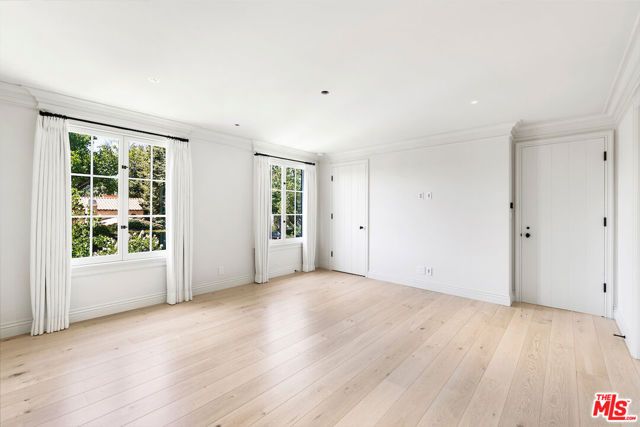 9565 Charleville Boulevard, Beverly Hills, CA 90212