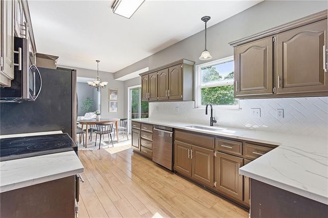 12366 S Parker Terrace, Olathe, KS 66061