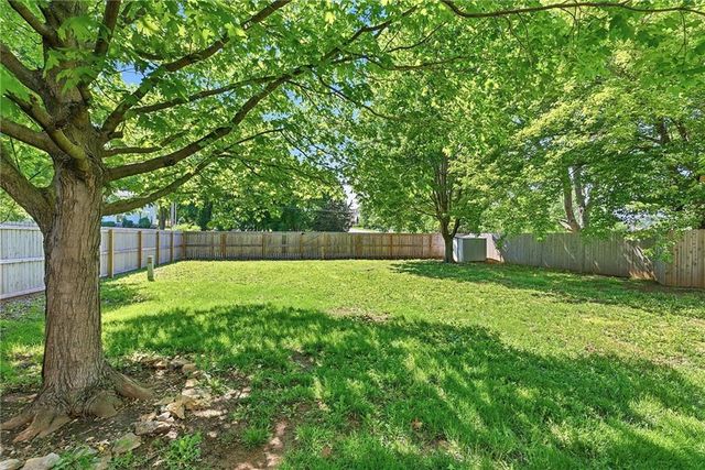 12366 S Parker Terrace, Olathe, KS 66061