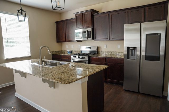 346 Maple Brook Drive, Dawsonville, GA 30534