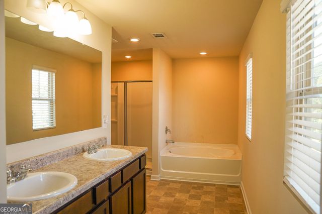 346 Maple Brook Drive, Dawsonville, GA 30534