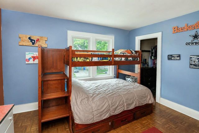 1500 71st Street, Kenosha, WI 53143