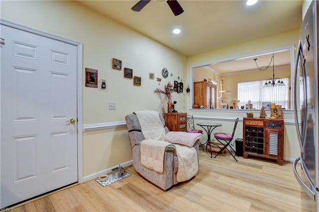 3012 Estates LN, Portsmouth, VA 23703