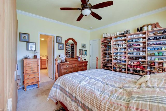 3012 Estates LN, Portsmouth, VA 23703