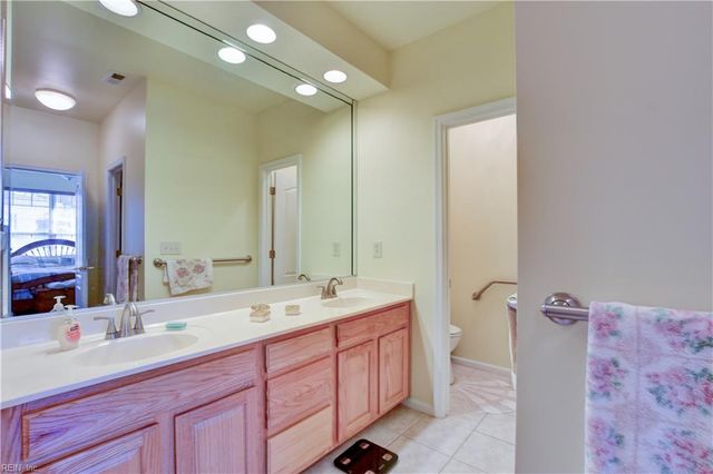 3012 Estates LN, Portsmouth, VA 23703