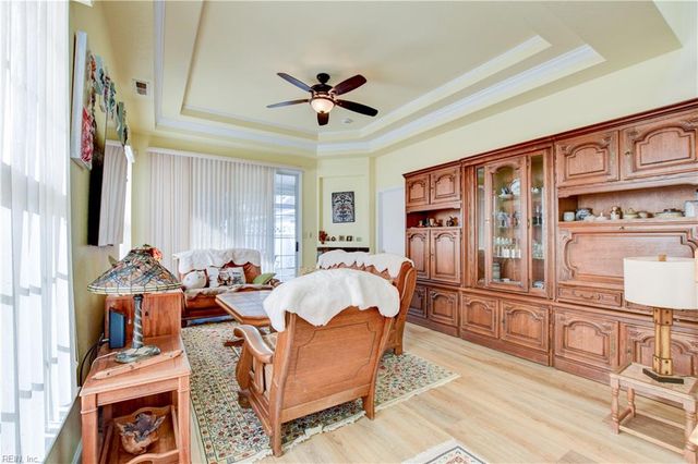 3012 Estates LN, Portsmouth, VA 23703