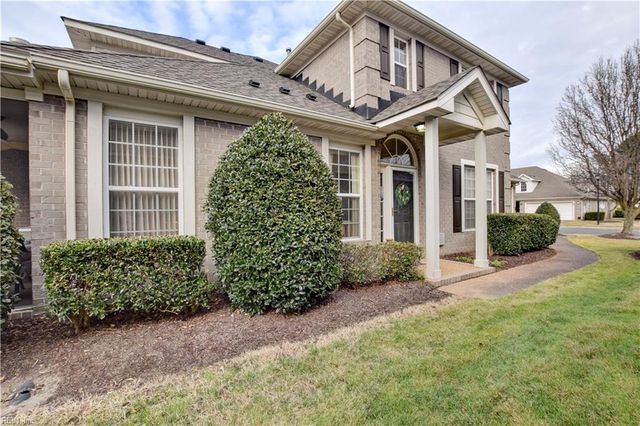 3012 Estates LN, Portsmouth, VA 23703