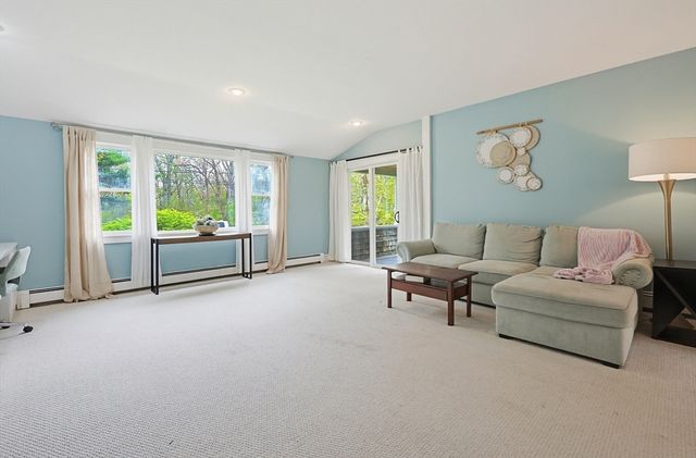 129 Cross Rd, Westport, MA 02790