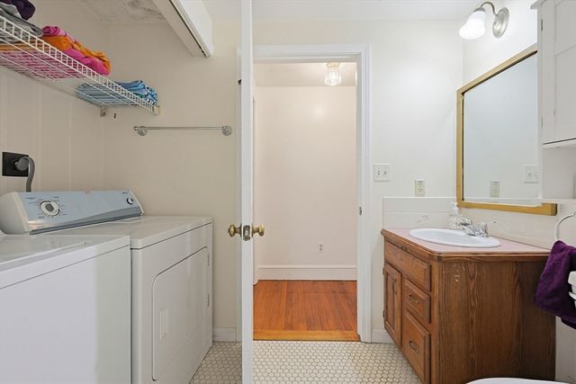 129 Cross Rd, Westport, MA 02790