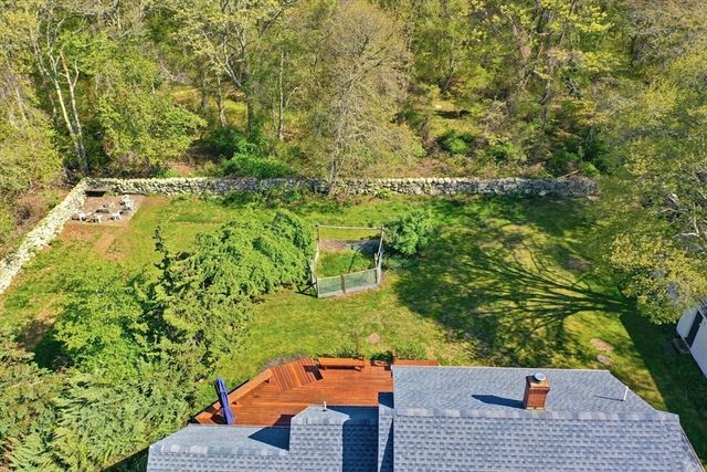 129 Cross Rd, Westport, MA 02790