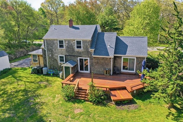 129 Cross Rd, Westport, MA 02790