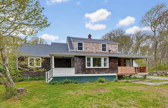 129 Cross Rd, Westport, MA 02790