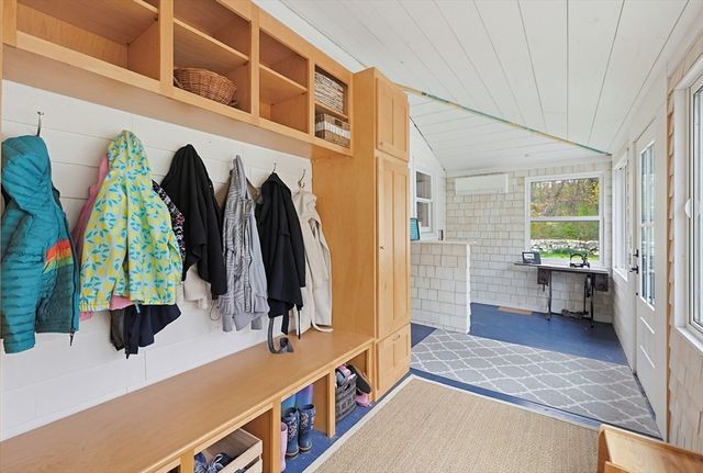 129 Cross Rd, Westport, MA 02790