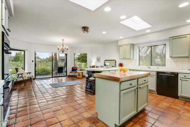 18727 E AVENIDA DEL RAY --, Rio Verde, AZ 85263