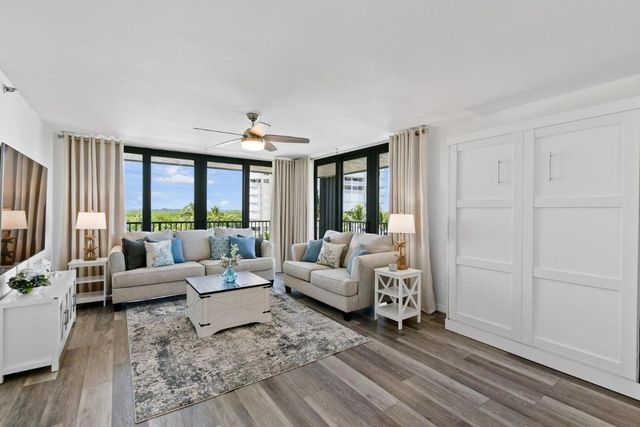 5047 N Highway A1a 404, Hutchinson Island, FL 34949