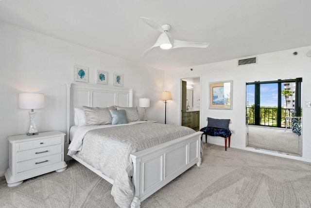 5047 N Highway A1a 404, Hutchinson Island, FL 34949