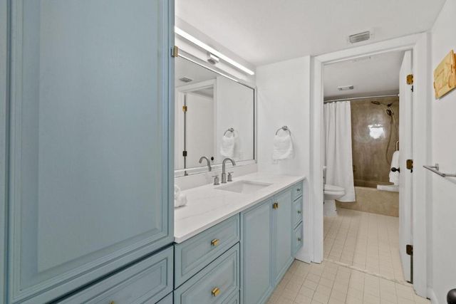 5047 N Highway A1a 404, Hutchinson Island, FL 34949