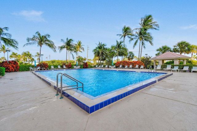 5047 N Highway A1a 404, Hutchinson Island, FL 34949