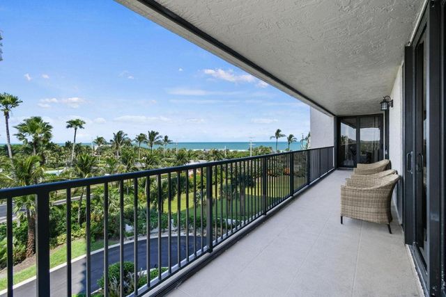 5047 N Highway A1a 404, Hutchinson Island, FL 34949