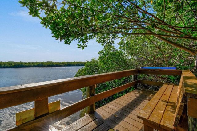 5047 N Highway A1a 404, Hutchinson Island, FL 34949