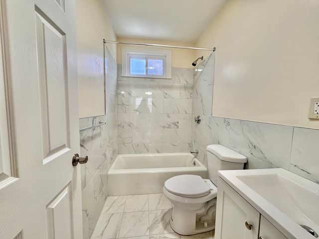 12 Boyd St 3, Boston, MA 02124