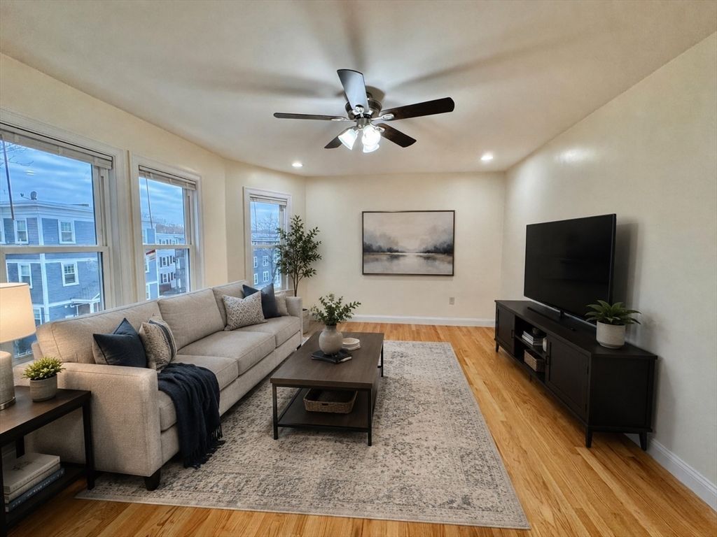 12 Boyd St 3, Boston, MA 02124