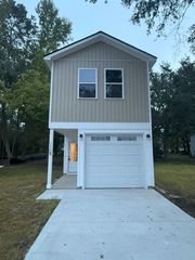 110 Farm Road B, Goose Creek, SC 29445