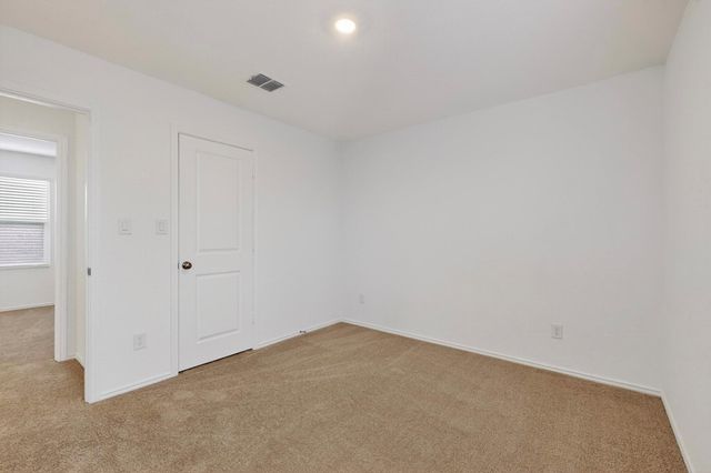 178 Sormonne LOOP, Kyle, TX 78640