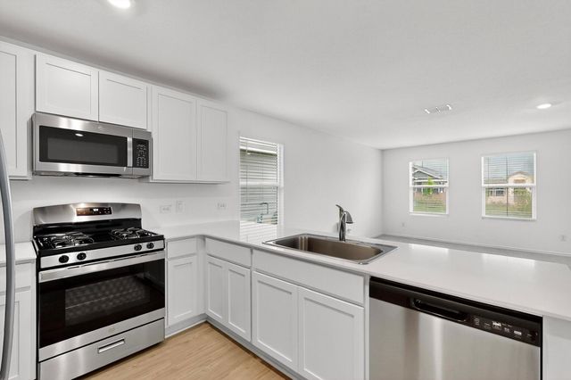 178 Sormonne LOOP, Kyle, TX 78640