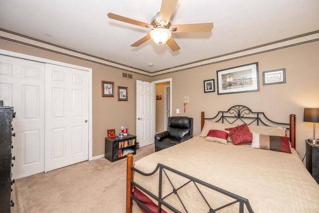 3579 Rackacres Drive, Green Twp, OH 45211