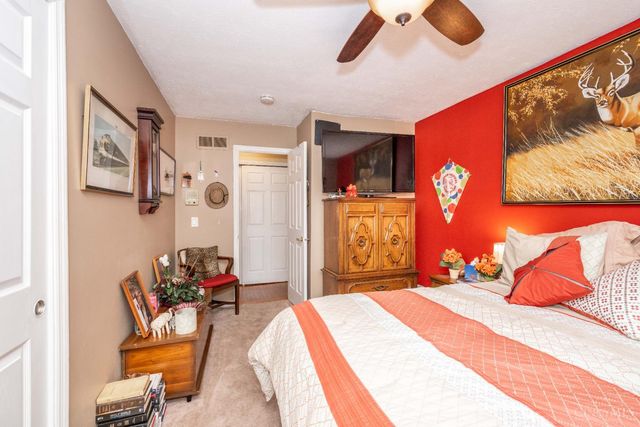 3579 Rackacres Drive, Green Twp, OH 45211