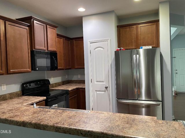 4438 Hillsgrove Road, Wake Forest, NC 27587