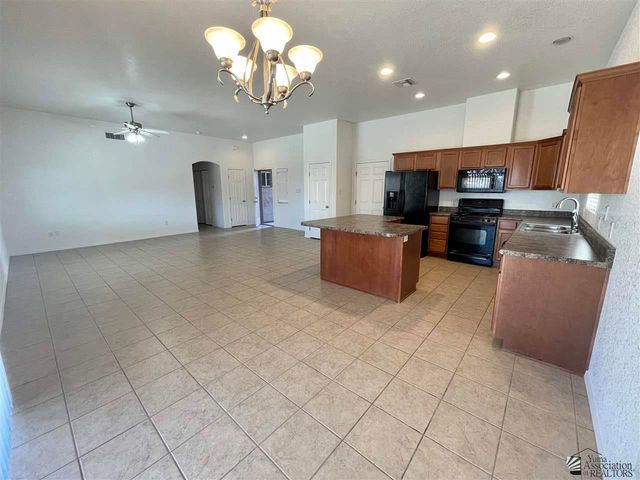 11628 E 27 Pl, Yuma, AZ 85367
