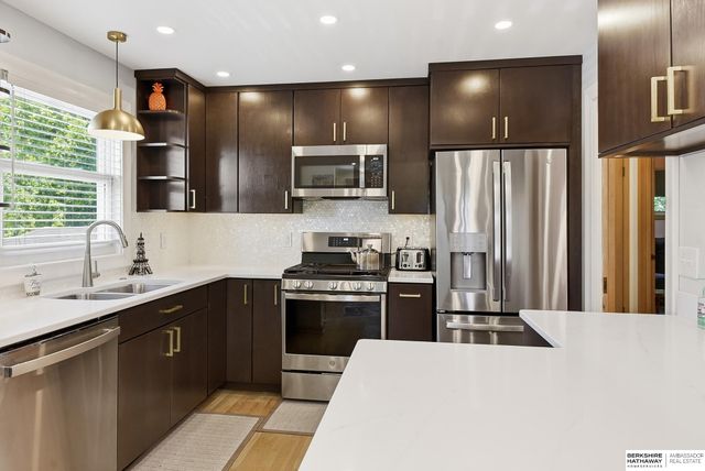 4022 & 4024 Burt Street, Omaha, NE 68131