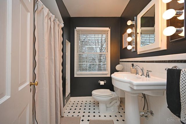 4207 Linden Avenue, Deer Park, OH 45236