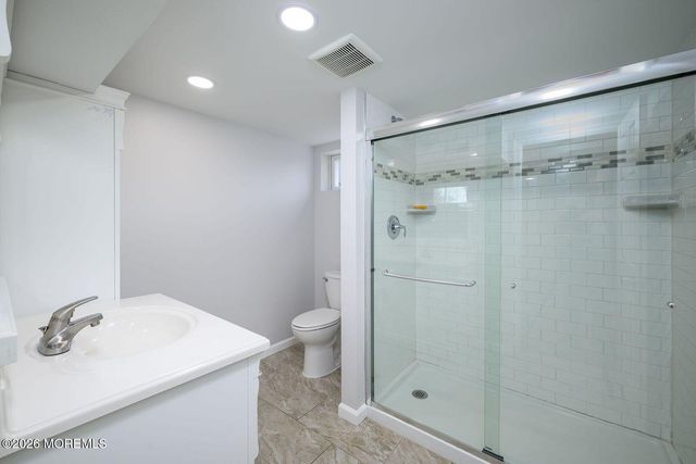 19 Princeton Drive, Howell, NJ 07731