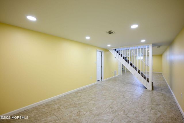 19 Princeton Drive, Howell, NJ 07731