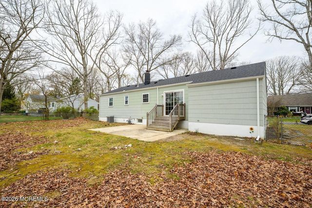 19 Princeton Drive, Howell, NJ 07731