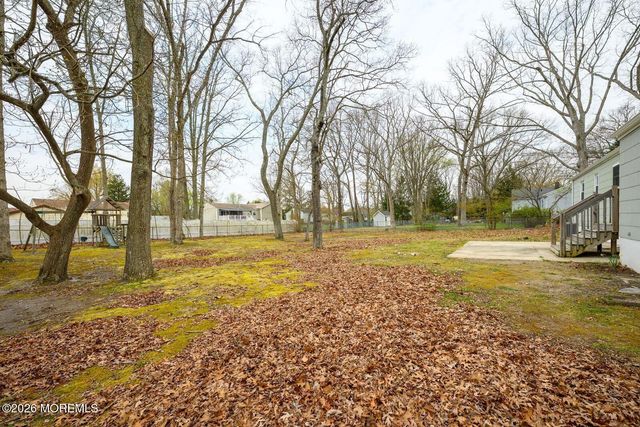 19 Princeton Drive, Howell, NJ 07731