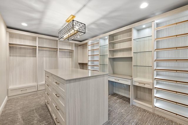 48000 W 8 Mile Road W, Novi City, MI 48167