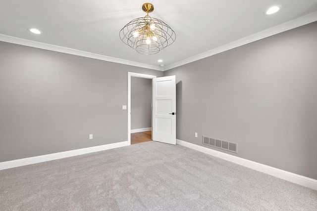 48000 W 8 Mile Road W, Novi City, MI 48167