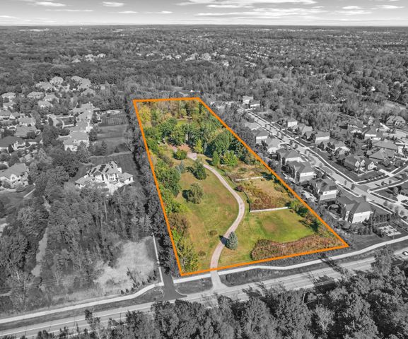 48000 W 8 Mile Road W, Novi City, MI 48167