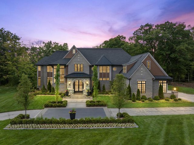 48000 W 8 Mile Road W, Novi City, MI 48167