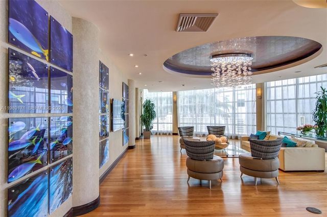 244 Biscayne Blvd 3707, Miami, FL 33132