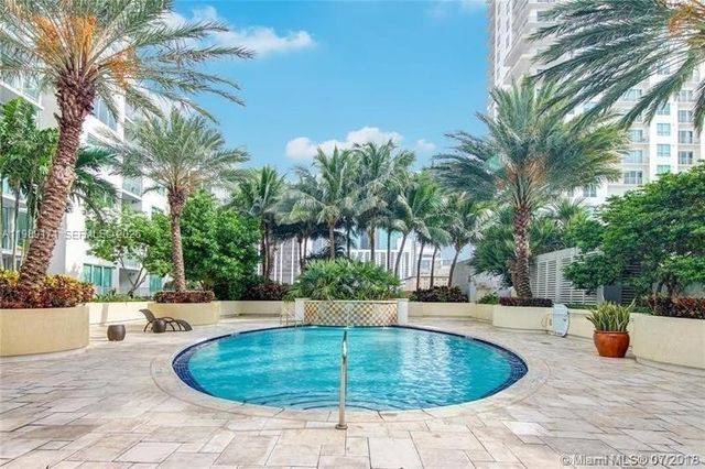 244 Biscayne Blvd 3707, Miami, FL 33132