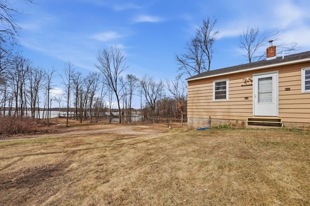 2099 317th Avenue NE, Cambridge, MN 55008