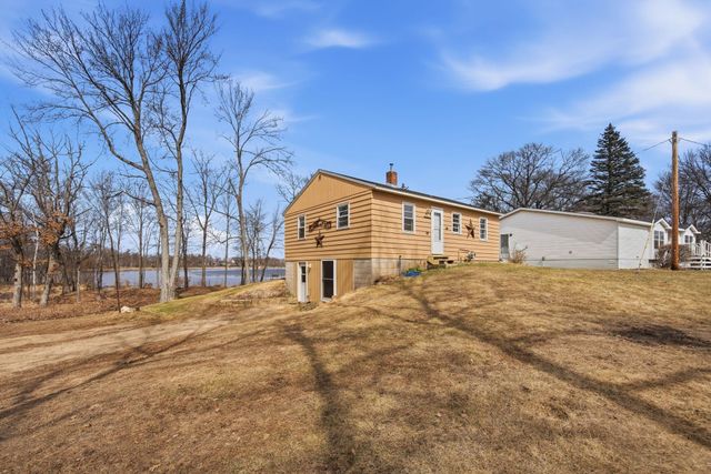 2099 317th Avenue NE, Cambridge, MN 55008