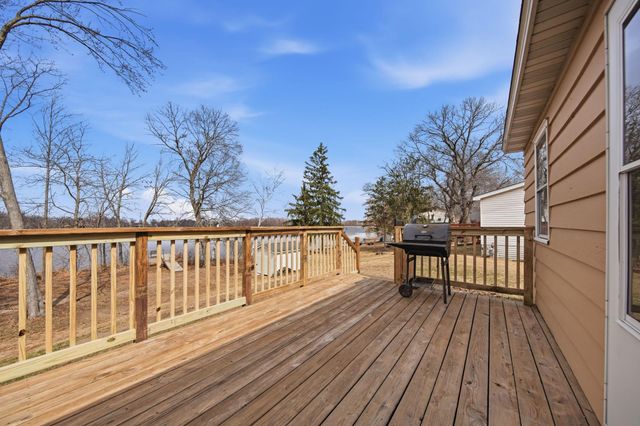 2099 317th Avenue NE, Cambridge, MN 55008