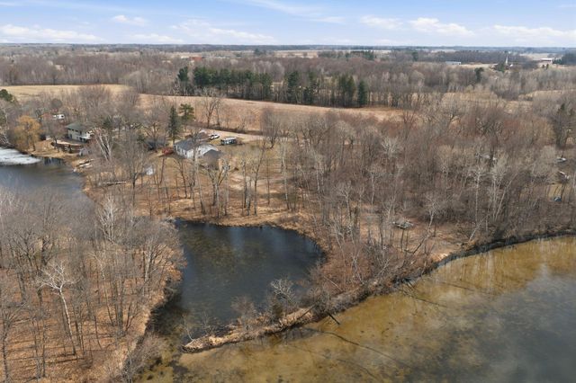 2099 317th Avenue NE, Cambridge, MN 55008